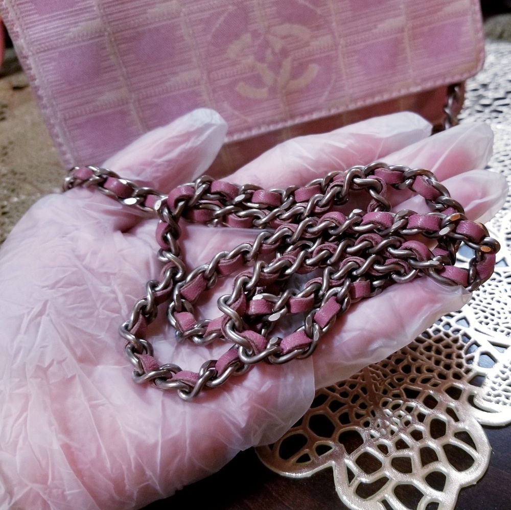 💗SOLD💗Auth Chanel Travel Line Chain Wallet - Picture 7 of 8